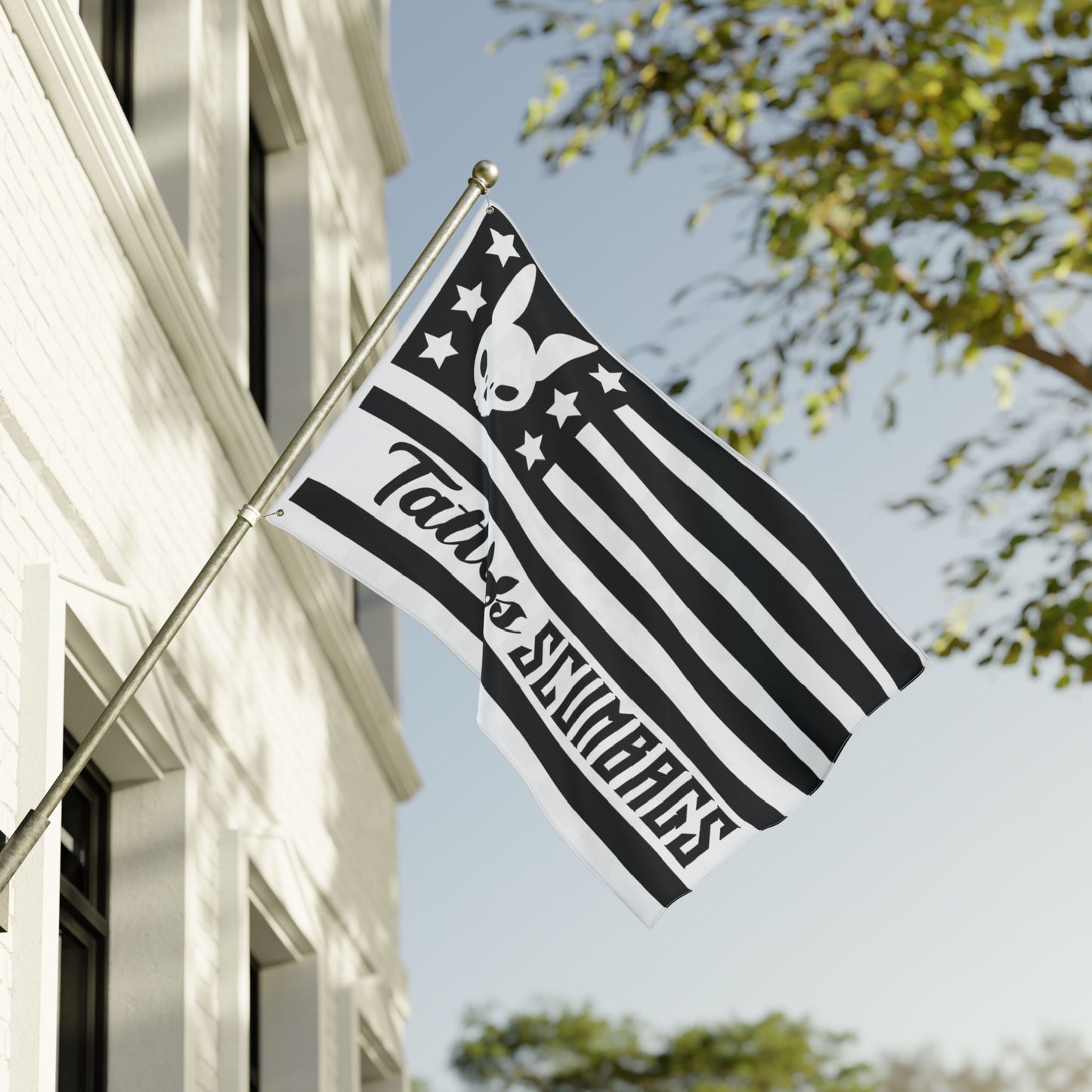 Black & White Alternative Decor